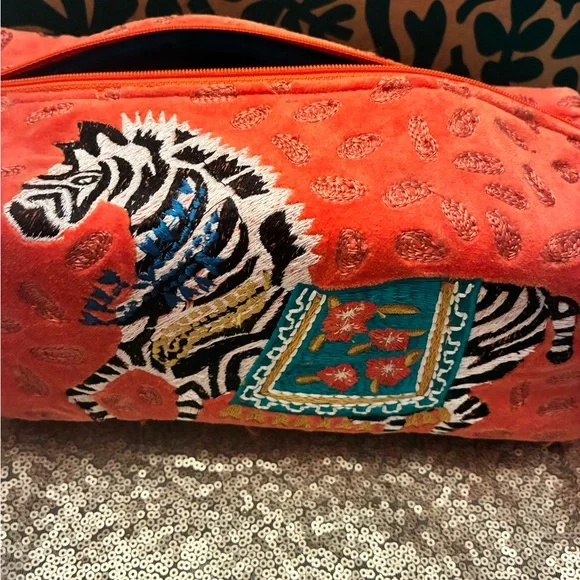 Large Embroidered Bright Orange Zebra Cosmetic Bag w Pom Pom Zipper NWT - Picture 3 of 6